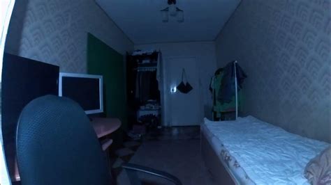 Призрак в комнате
 2024.04.26 00:01